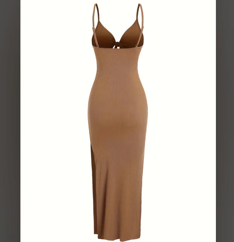 Europe and America Knit Simple Sleeveless Suspender Dress in Spring and Summer, Leaking Back and Sexy Long Skirt with Neck.