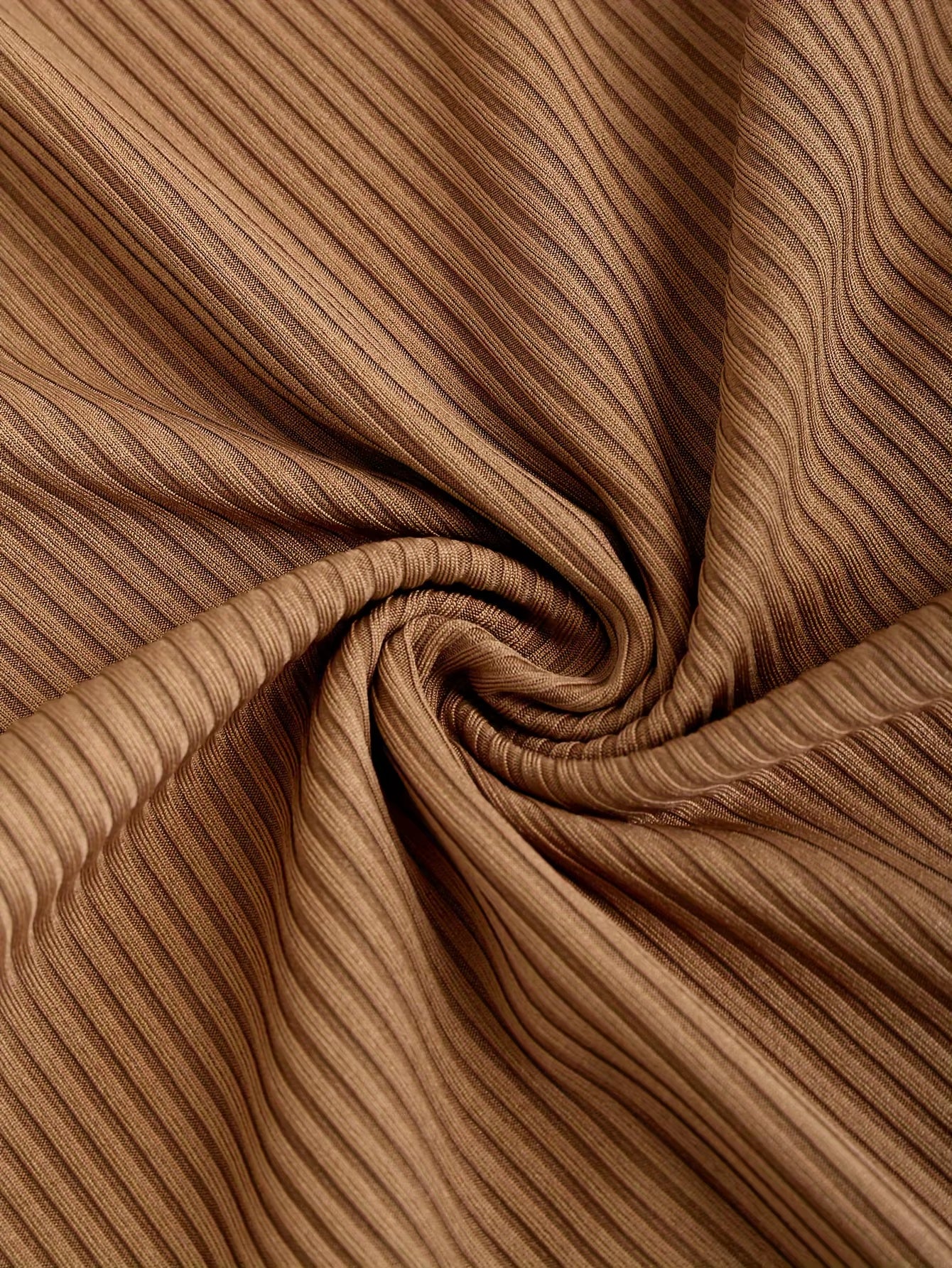 Europe and America Knit Simple Sleeveless Suspender Dress in Spring and Summer, Leaking Back and Sexy Long Skirt with Neck.